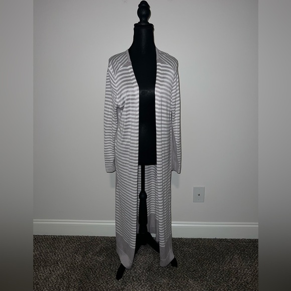 Soma Cardigan Duster Lounge Sweater Gray White Stripe Long Tunic Length M - Picture 1 of 4